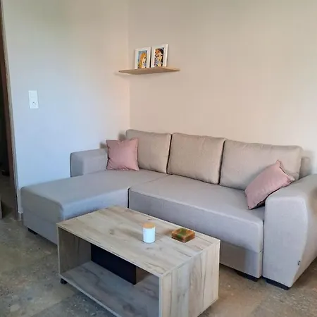 Apartment Maro Sweet Aigio